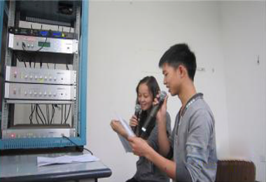 佳預二中校園廣播（bō）